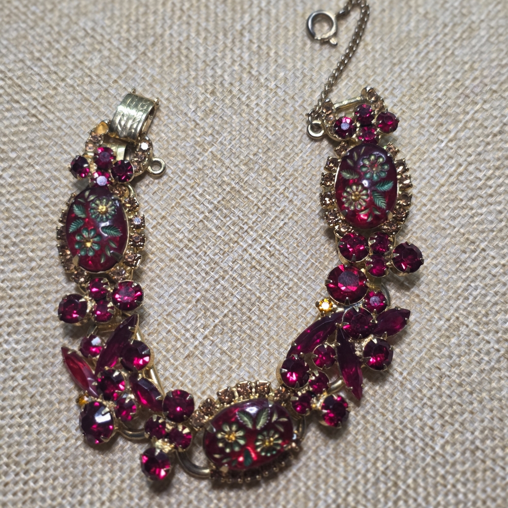 Juliana Vintage Red Flower Glass Cabochon Bracelet – Rhinestone, Gold Tone